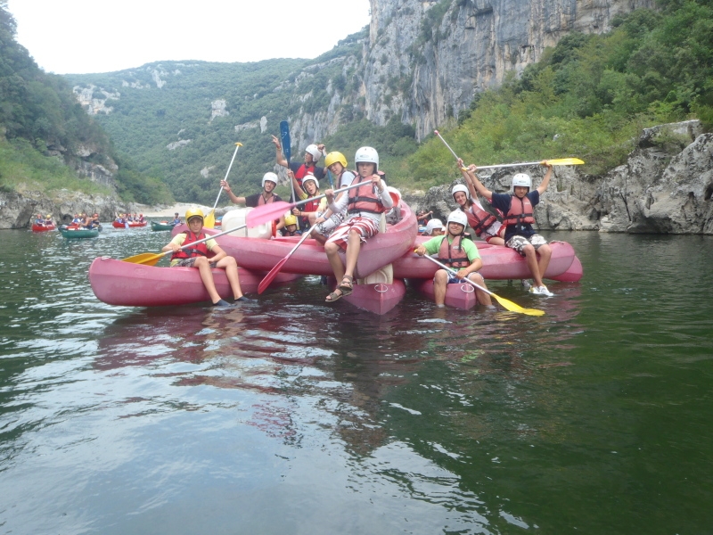 Village Camps International Summer Camp Ard&egrave;che, France 2019-07-26 https://www.villagecamps.com/journals_admin/images/76-35-Team 1 raft creation.jpg